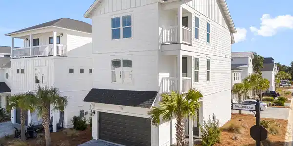 15 Beach View Drive