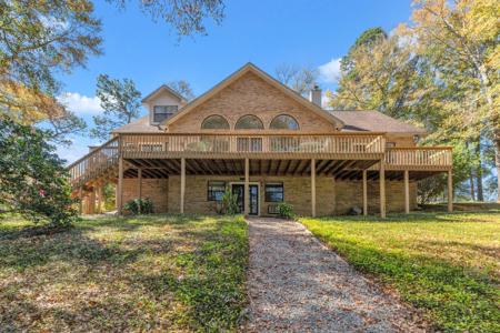 446 Marion Drive