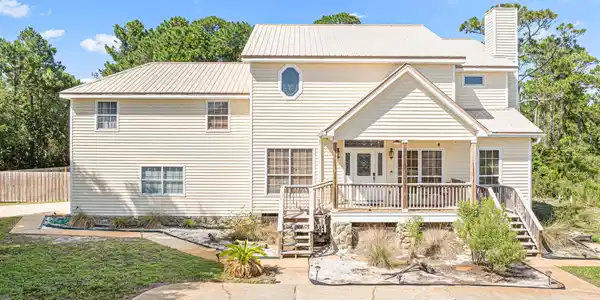 409 Emerald Court