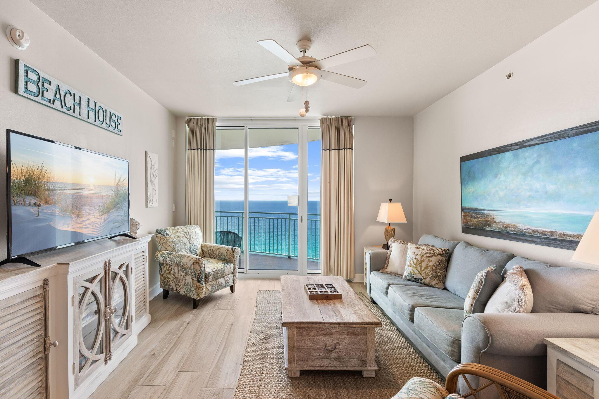 Image 3: Living Room