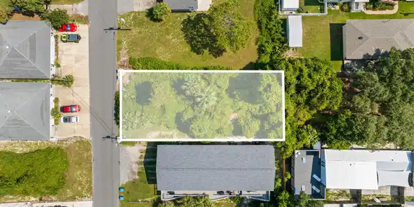 Image 4: Aerial view