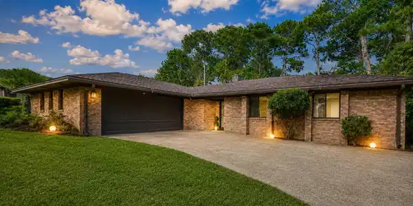 170 Elliott Road