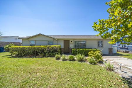 3003 W 21st Court