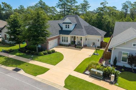 1156 Deer Moss Loop