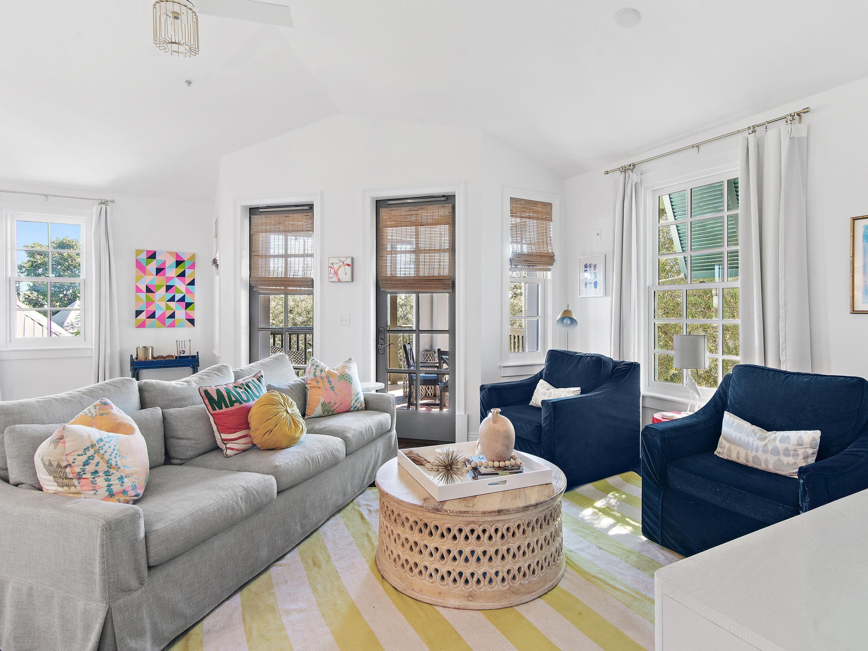 Image 3: Blake Jones Rosemary Lofts 3D - 04_Livin