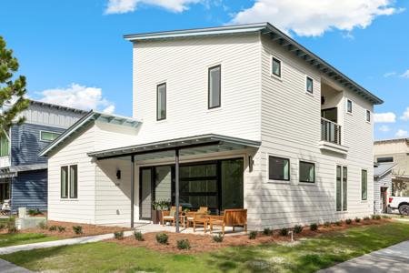 225 Eden's Landing Circle