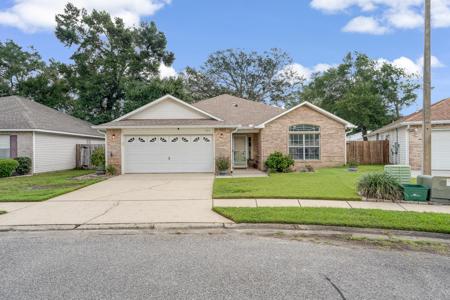 926 Scenic Oak Lane