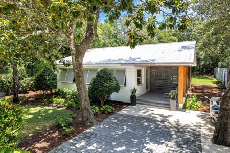 41 E Grove Avenue