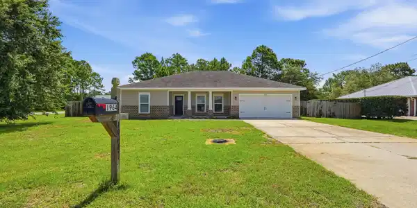 Image 2: Double Car Garage