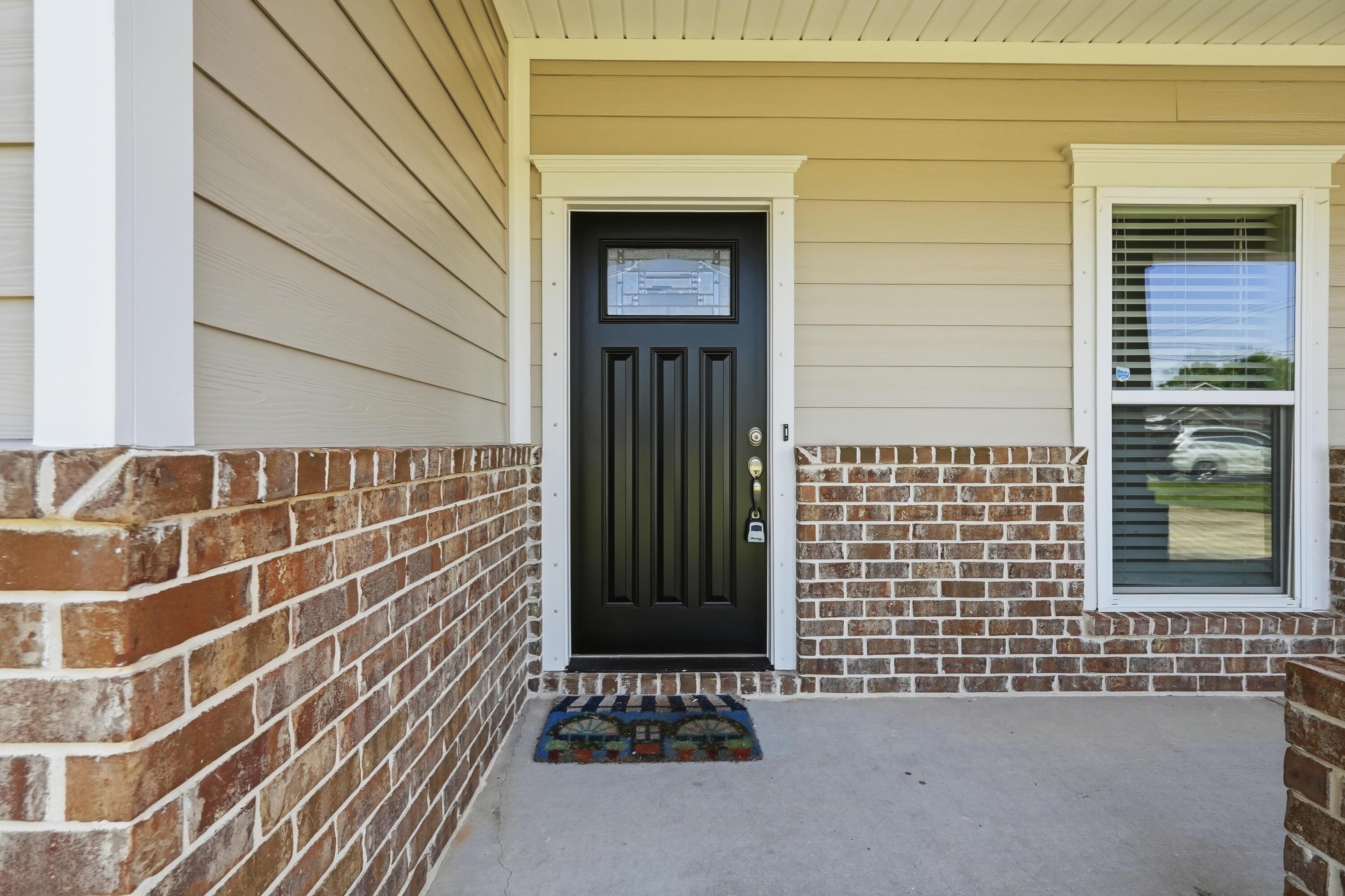 Image 4: Front Door
