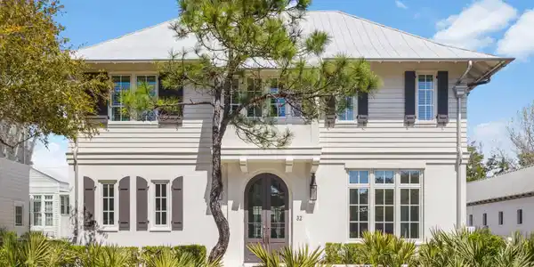 32 W Kingston Road
