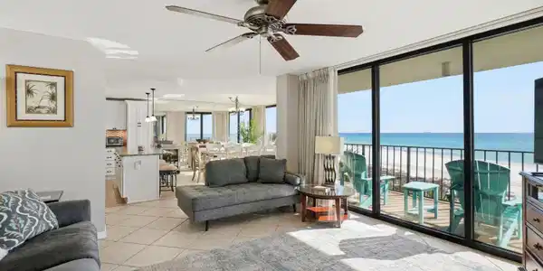 Image 4: Open Concept