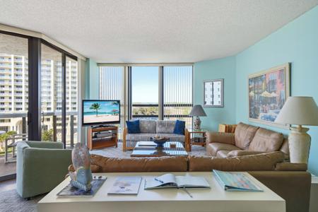 1096 Scenic Gulf Drive