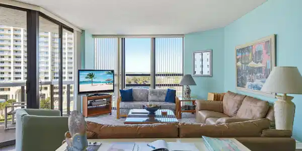 1096 Scenic Gulf Drive