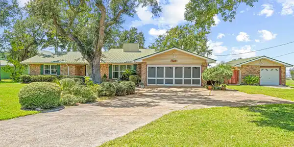 2744 Bay Grove Road