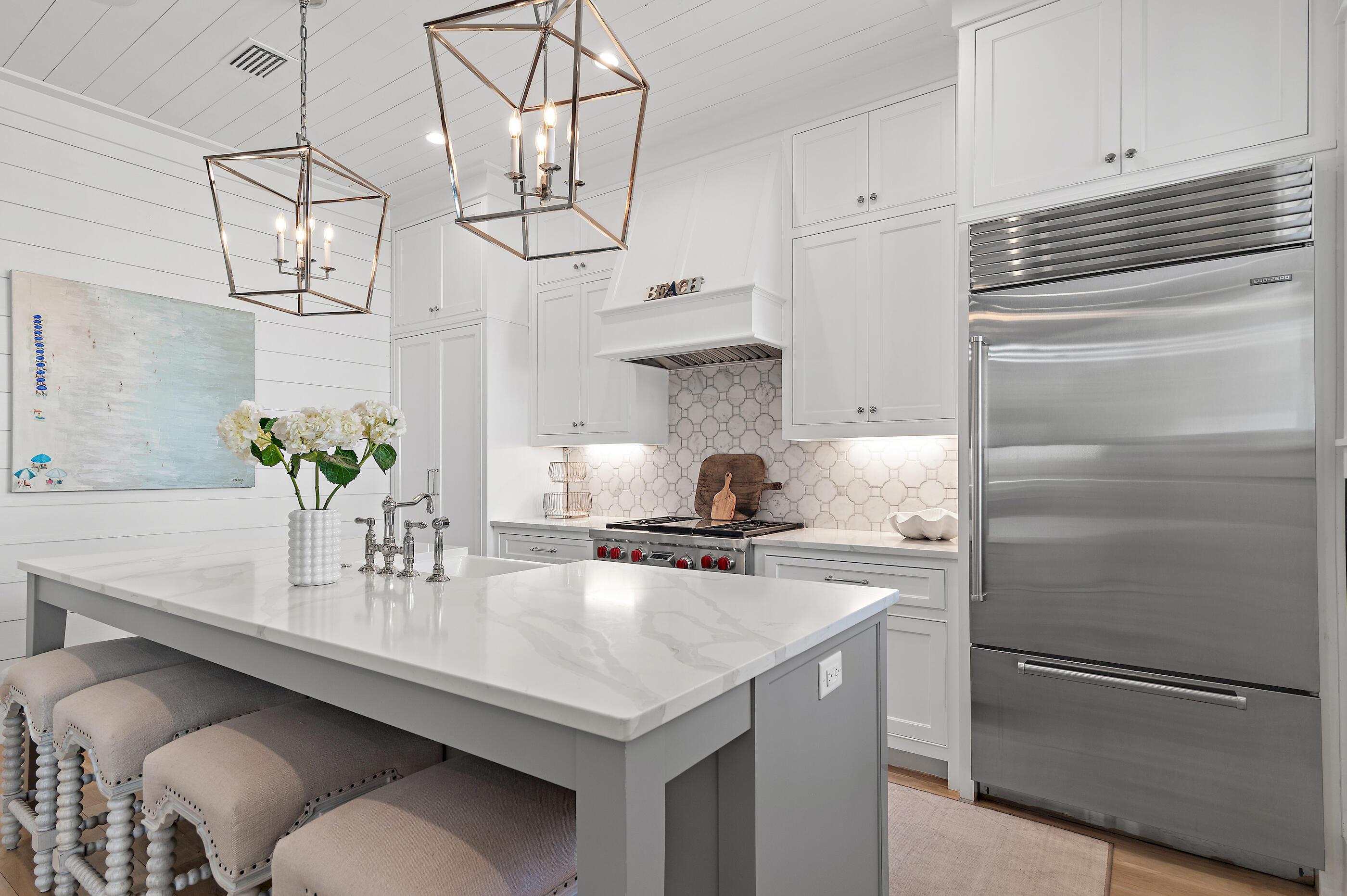 Image 2: Kitchen