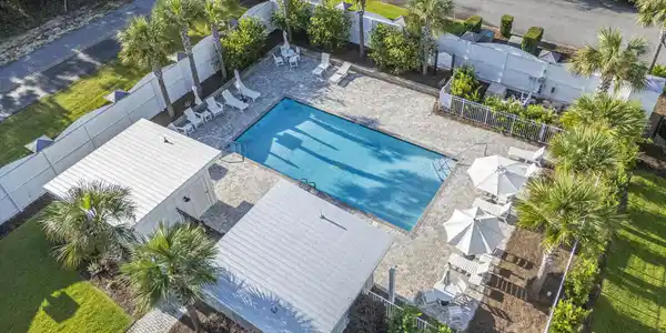 Image 3: Community Pool