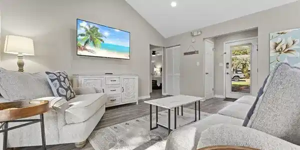 473 Linkside Drive