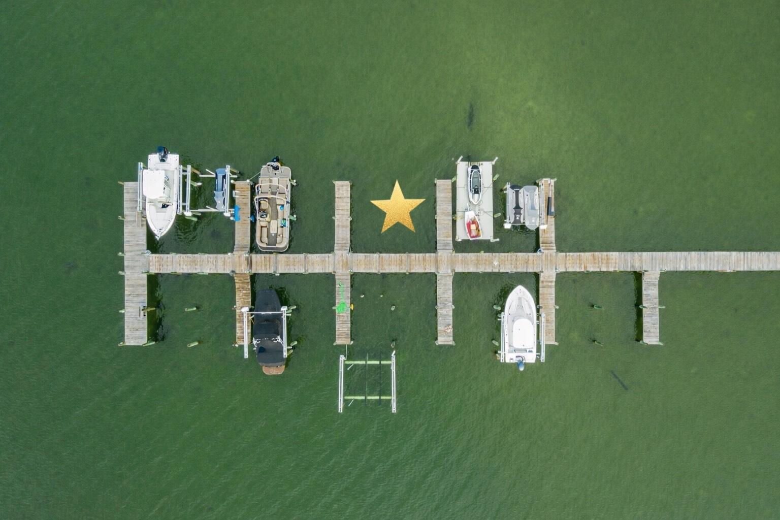 Image 2: Boat slip included