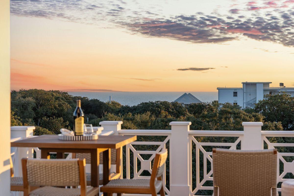 Image 3: Lovely Sunset Views