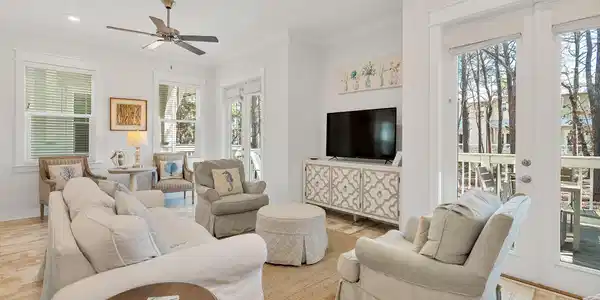 88 W Pine Lands Loop