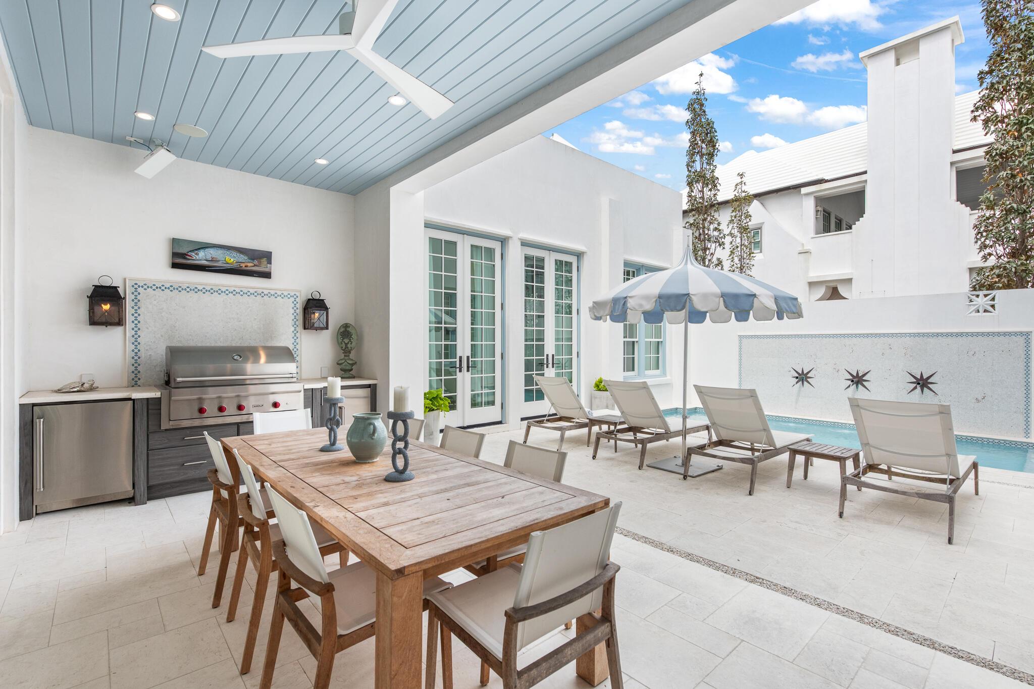 Image 3: 195NCharles-17