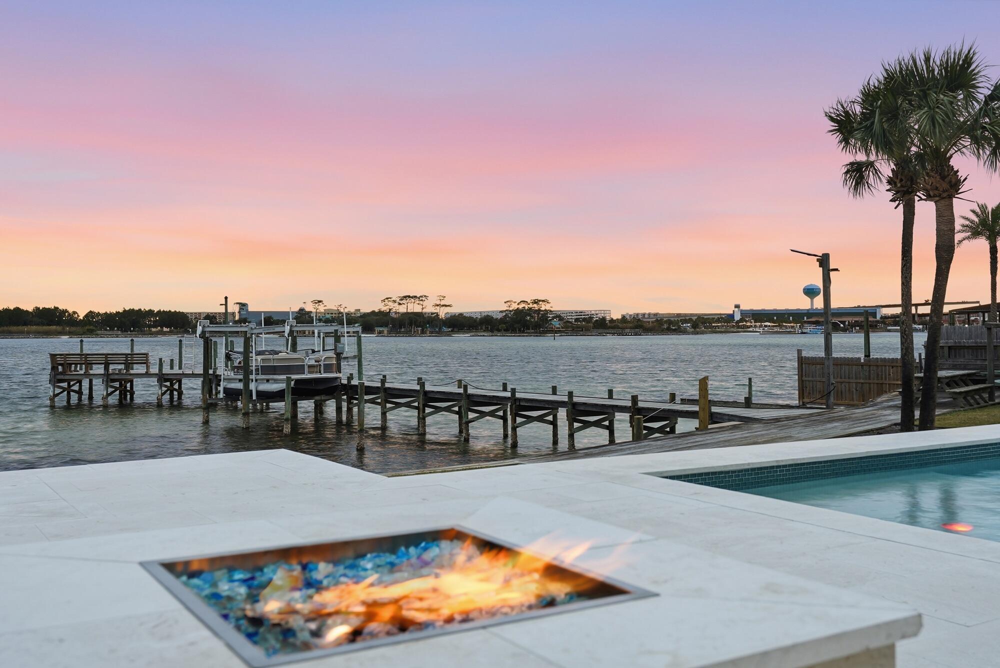 Image 2: 215_hood_ave_se_twilight-awp_media-017