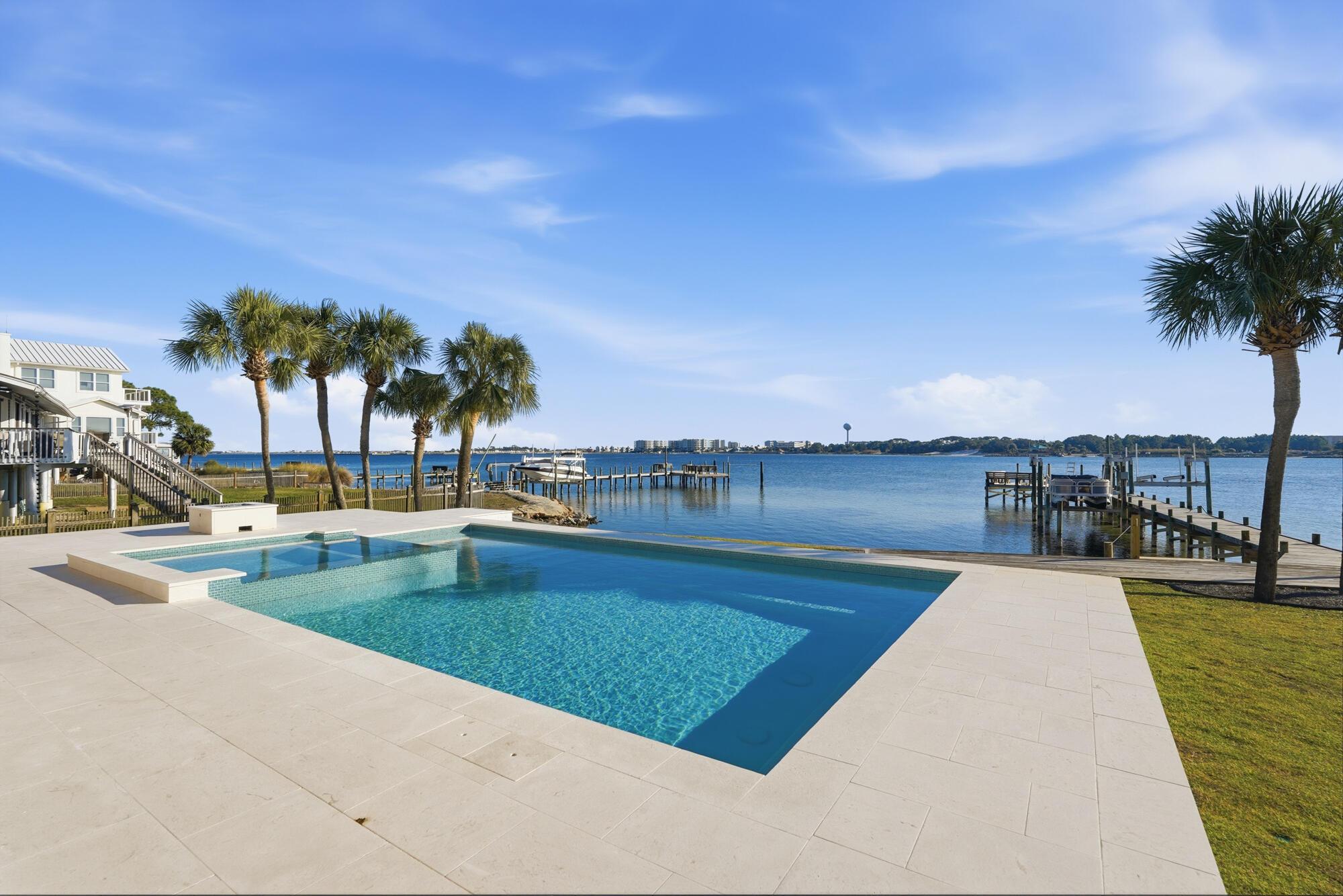 Image 4: 215 hood ave se - awp media - 038