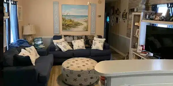 Image 4: 14806 Front Beach Rd