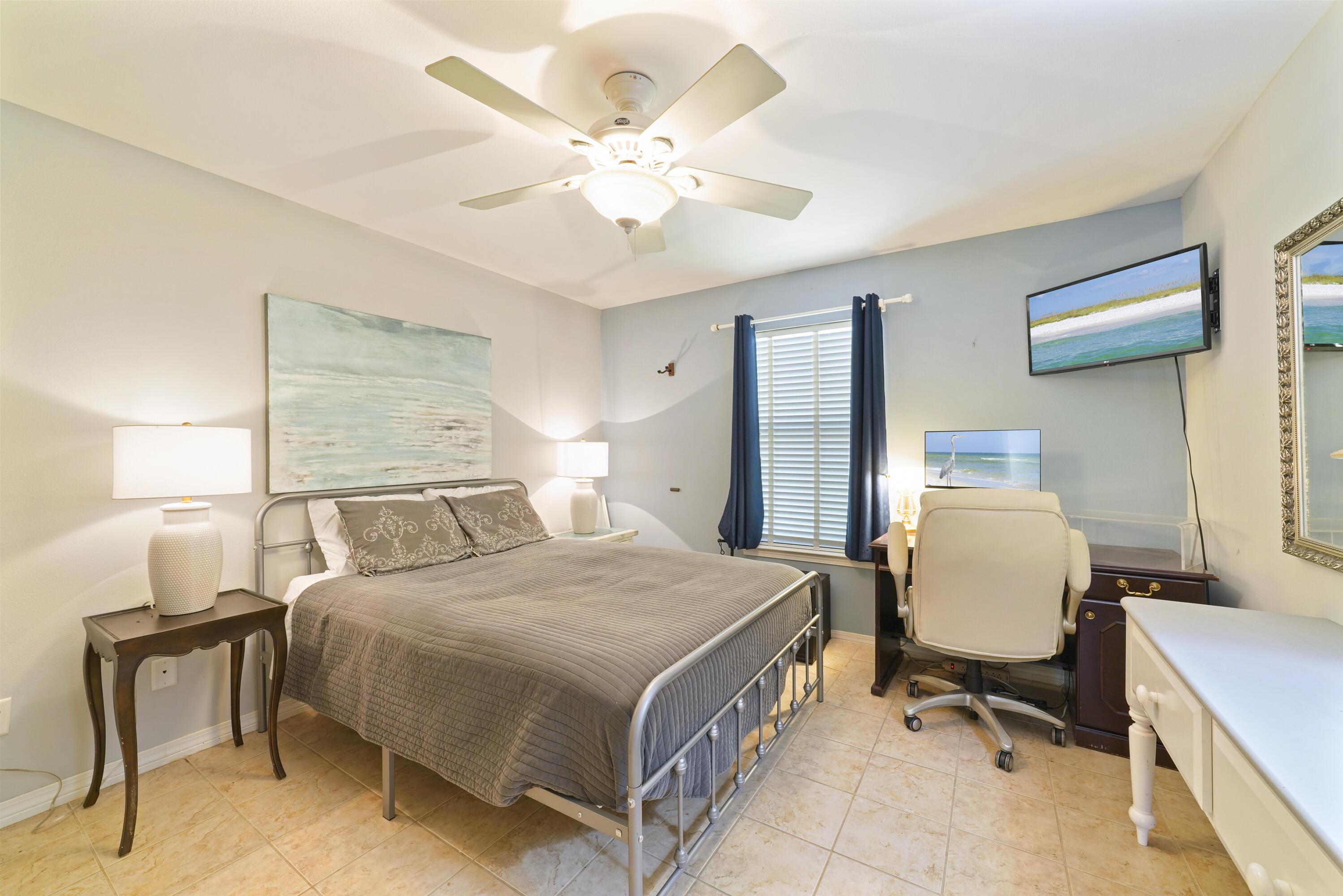 Image 3: Bedroom 2