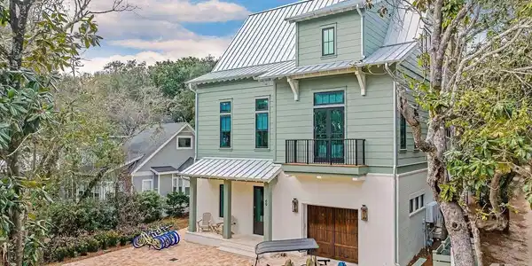 69 Live Oak Street