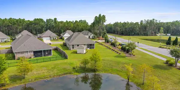 Image 4: 52-web-or-mls-DJI_20260728093817_0198_D