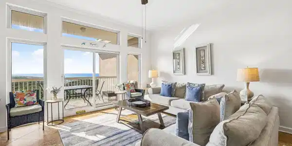 Image 2: Array_515Tops'lBeachBlvd1103--22