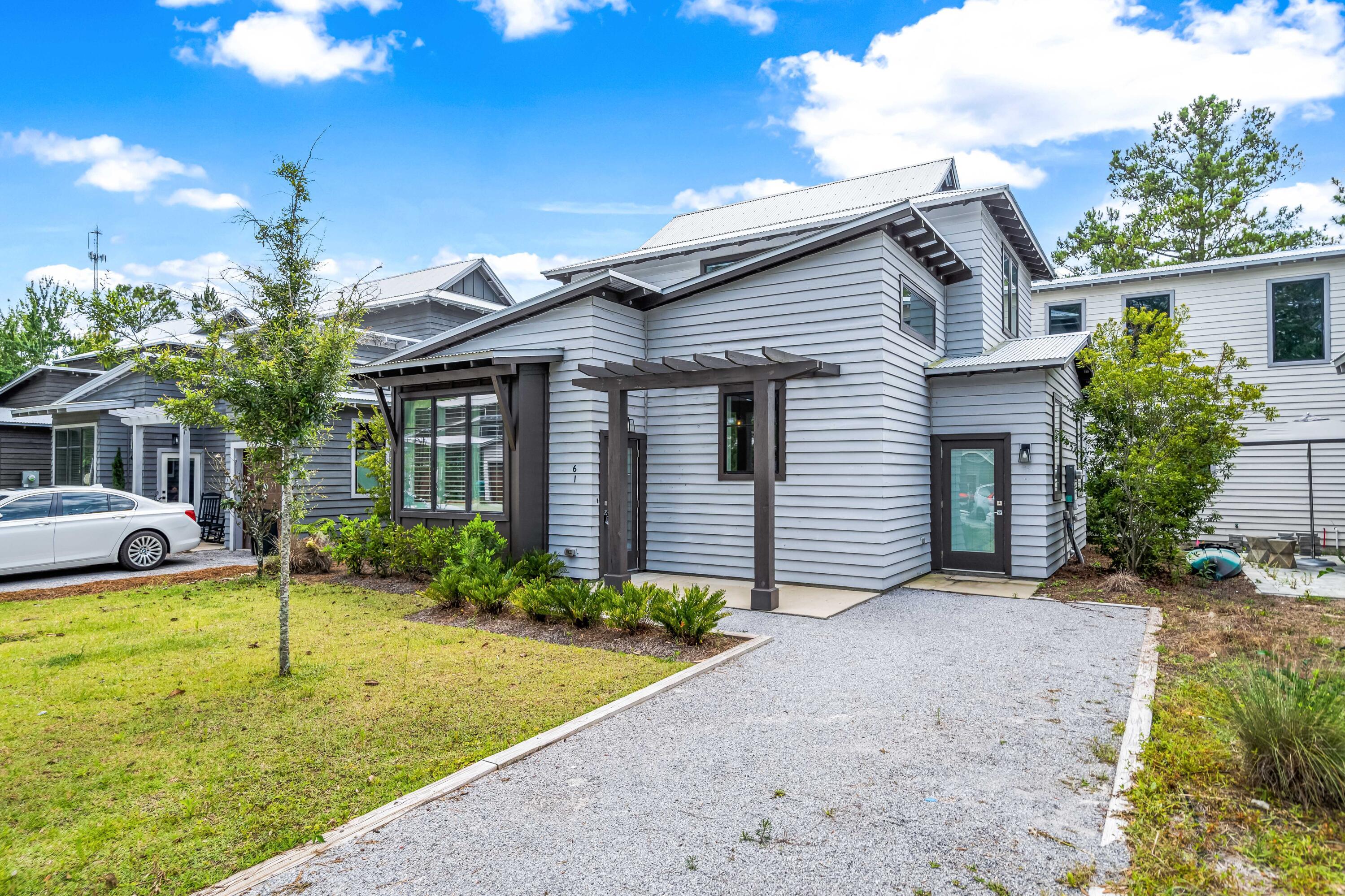 Image 2: 61 Edens Landing-1