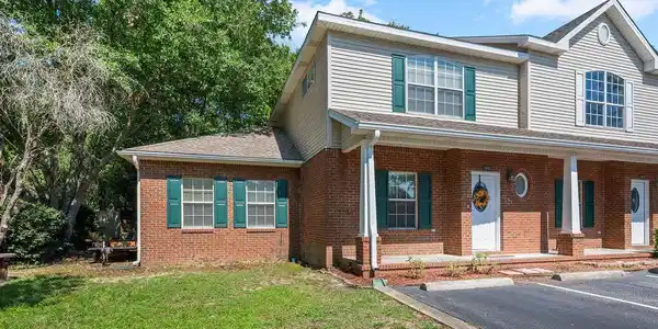 1901 Cottage Grove Lane
