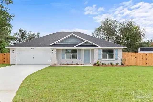 Image 1: 1689 Oak Dr