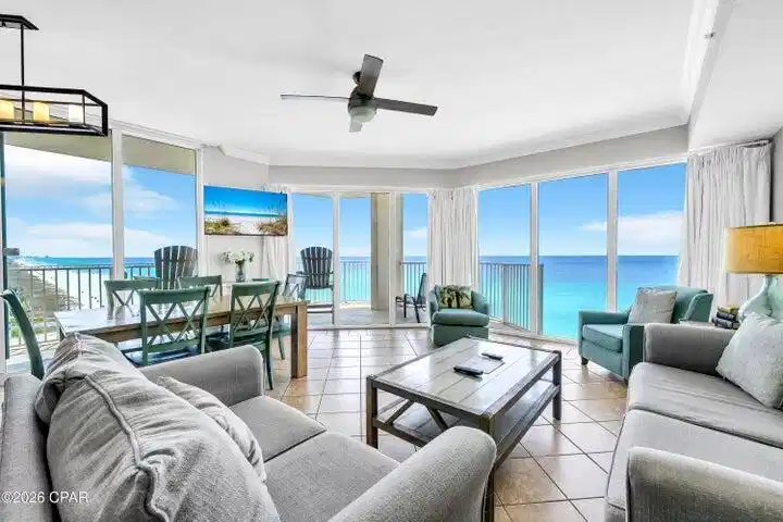 Image 1: Living room