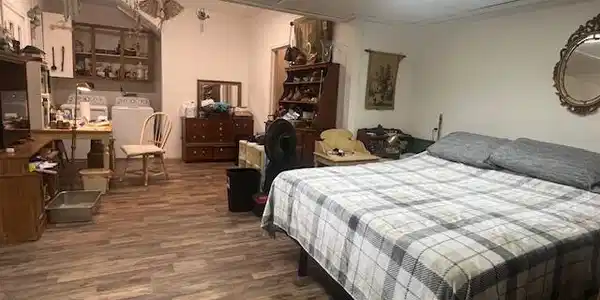 Image 4: Bedroom and Laundry area