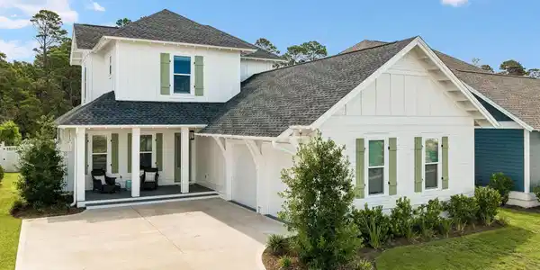 123 E Pollard Cove