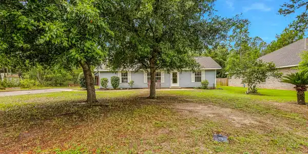 Image 2: 97 Magnolia Landing Drive