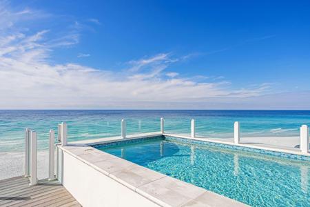 41 Sea Walk Circle