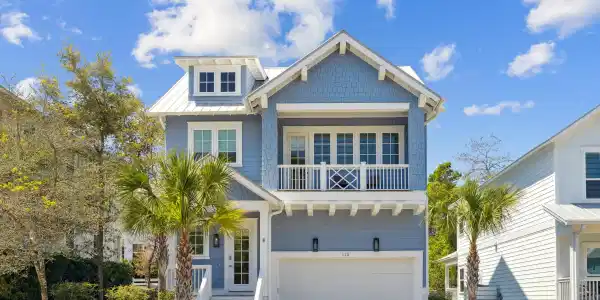 115 Grande Pointe Circle