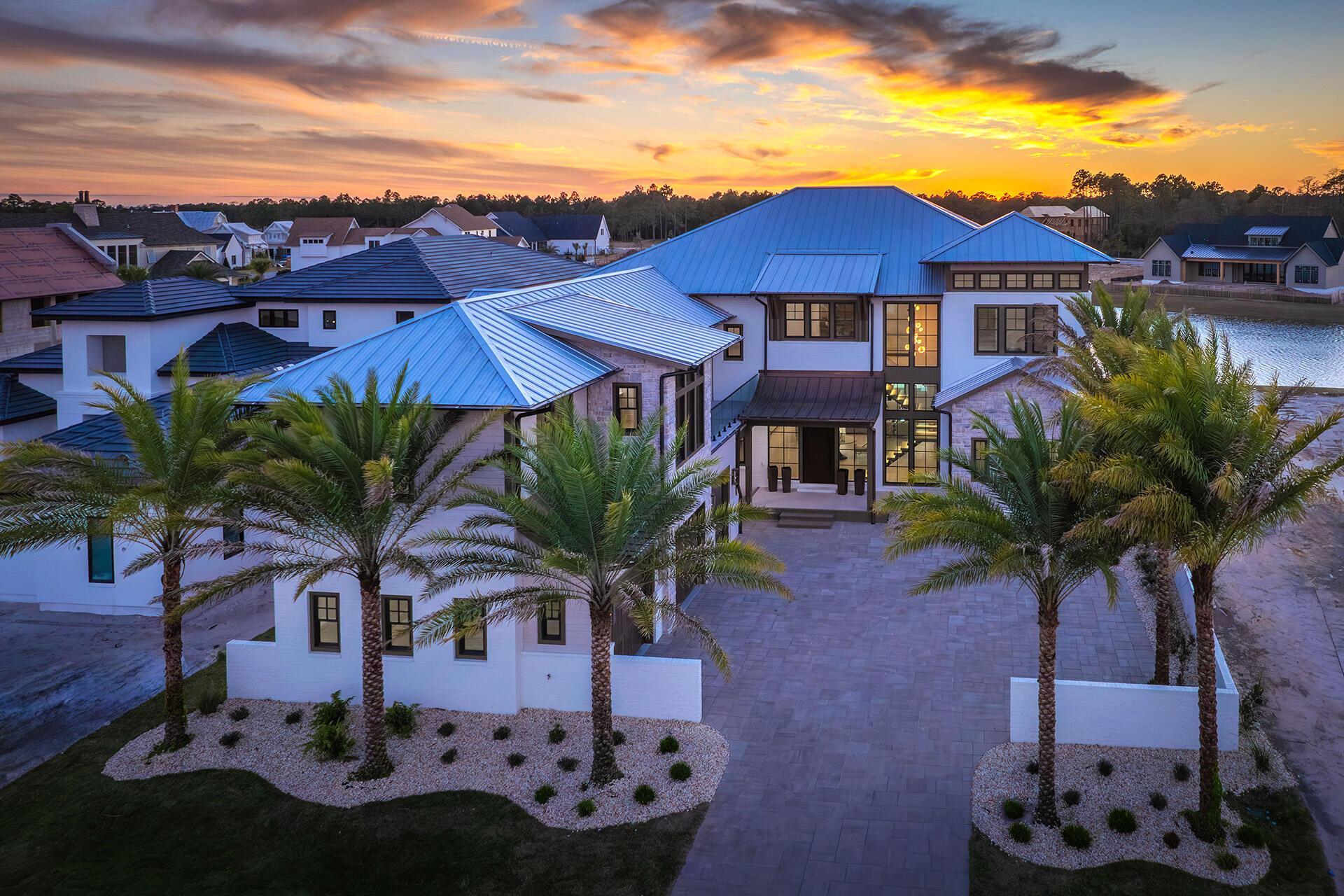 Image 3: 75-N-Southern-Cross-03