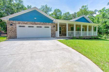 1738 W County Hwy 83A