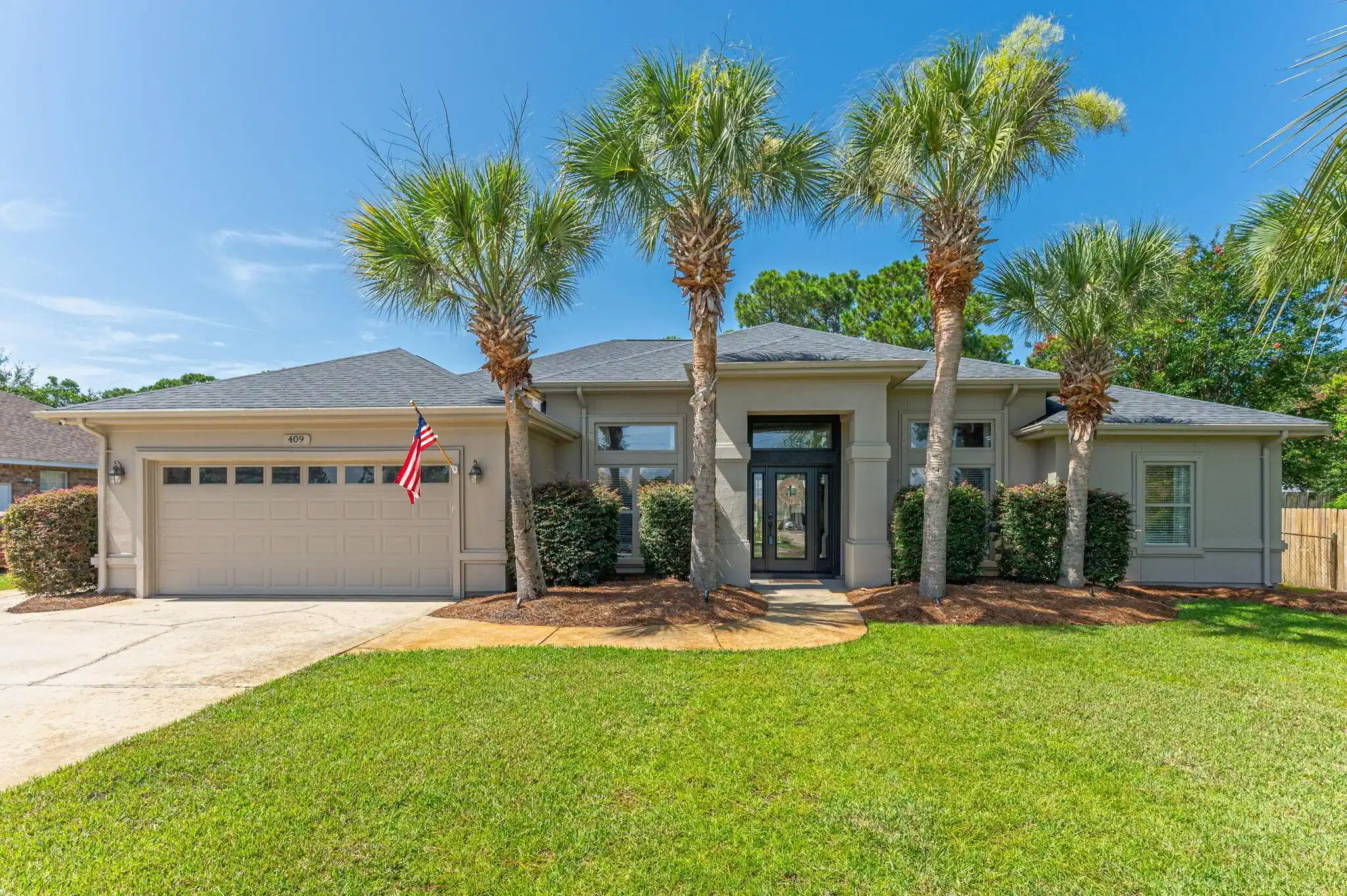 Image 1: 1-web-or-mls-409-shore-dr