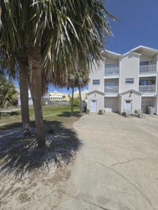 1414 Bahia Drive