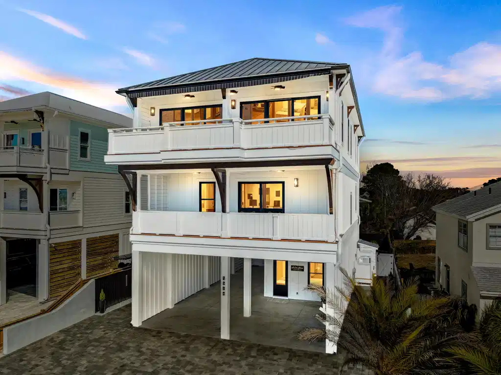 Image 1: 5914 Sunset Ave