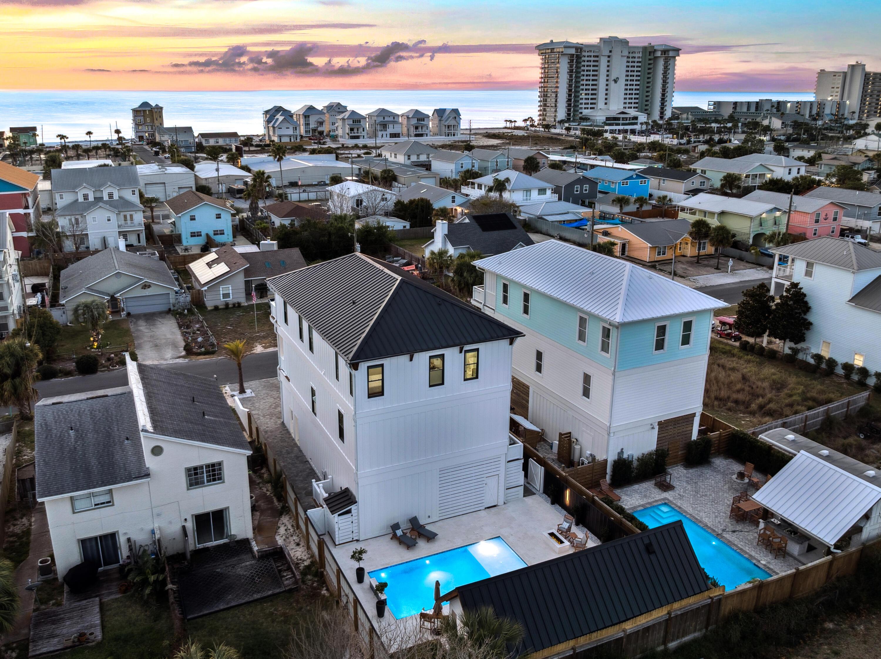 Image 2: 5914 Sunset Ave