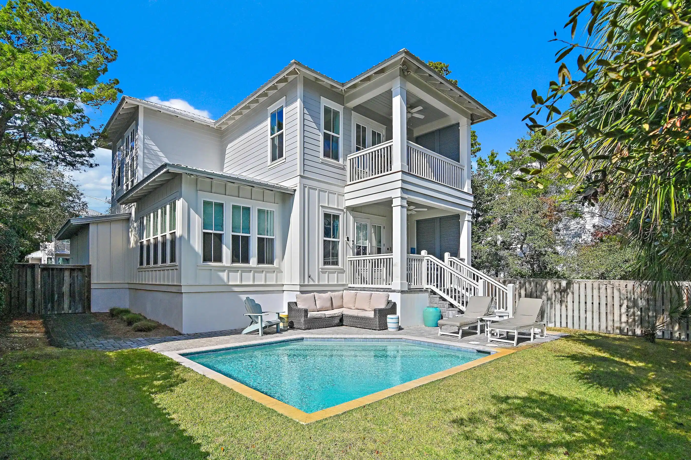Image 1: 28 Dalton Drive