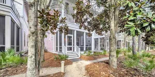 97 E Summersweet Lane